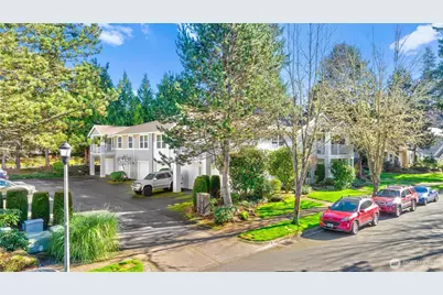 1746 Kennedy Place #E5, DuPont, WA 98327 - Photo 2