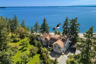 5608 Tara Dr, Freeland, WA 98249 - Photo 2