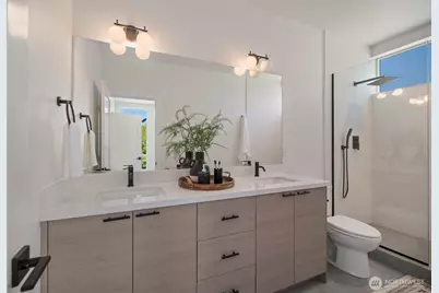 115 22nd Avenue #B, Seattle, WA 98122 - Photo 24