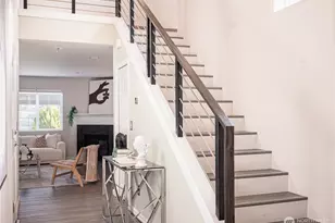 20231 4th Pl W, Lynnwood, WA 98036 - Photo 2