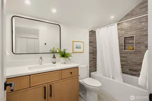 8355 Medway Ln NE, Bainbridge Island, WA 98110 - Photo 24