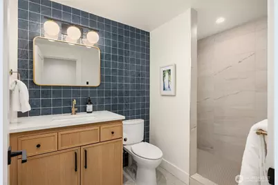 8355 Medway Lane NE, Bainbridge Island, WA 98110 - Photo 18