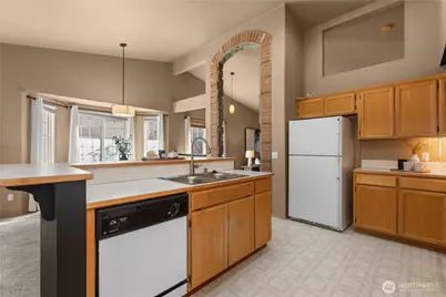 14212 SE 188th Way, Renton, WA 98058 - Photo 16