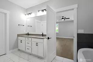 3829 95th Ave E, Edgewood, WA 98371 - Photo 10