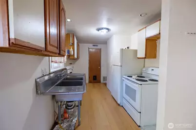 17116 SE 125th Place SE, Renton, WA 98058 - Photo 8