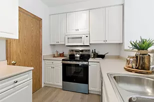 15150 140th Way SE, Renton, WA 98058 - Photo 14