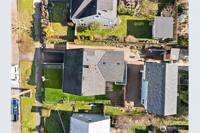 347 NW 52nd Street, Seattle, WA 98107 - Photo 2