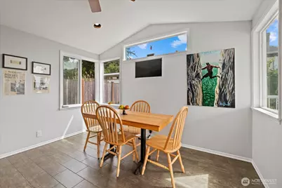 347 NW 52nd Street, Seattle, WA 98107 - Photo 8
