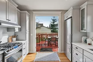 6734 18th Ave NW, Seattle, WA 98117 - Photo 30