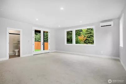 13105 SE 19th Court, Bellevue, WA 98005 - Photo 4