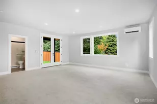 13105 SE 19th Ct, Bellevue, WA 98005 - Photo 16