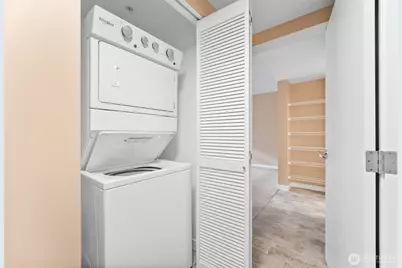 701 Columbia Street #415, Vancouver, WA 98660 - Photo 18