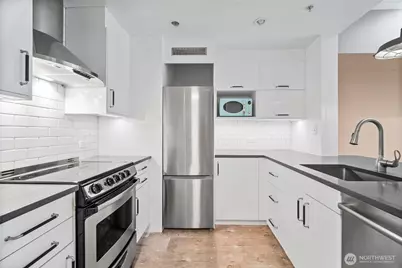 701 Columbia Street #415, Vancouver, WA 98660 - Photo 8