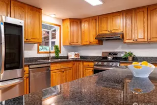 17529 Brook Blvd, Bothell, WA 98012 - Photo 10