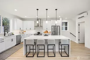 5908 212th Pl SW, Mountlake Terrace, WA 98043 - Photo 10