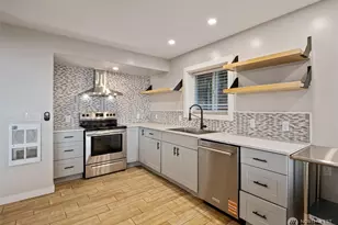 2153 Highland Dr, Camano Island, WA 98282 - Photo 16