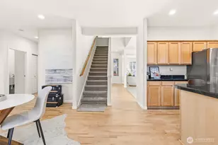 2017 NE 24th Pl, Renton, WA 98056 - Photo 12