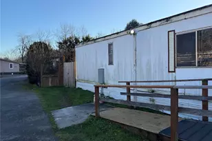 8504 37th St Ct E, Puyallup, WA 98371 - Photo 4