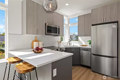 8303 C 12th Avenue NW, Seattle, WA 98117 - Photo 8