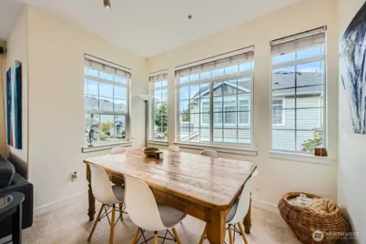 1855 Trossachs Blvd SE #705, Sammamish, WA 98075 - Photo 8