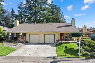 24504 13th Ave S, Des Moines, WA 98198 - Photo 2