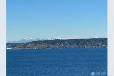 8204 East Side Drive NE, Tacoma, WA 98422 - Photo 20