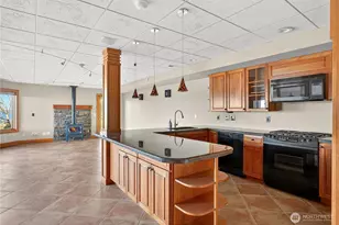 8204 East Side Dr NE, Tacoma, WA 98422 - Photo 24