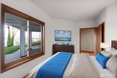 8204 East Side Drive NE, Tacoma, WA 98422 - Photo 26