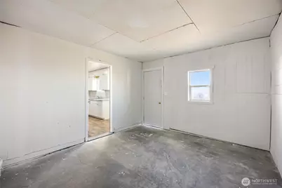 1314 Pershing Road, Moses Lake, WA 98837 - Photo 6