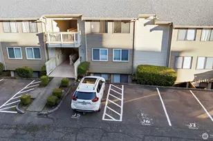 1725 W Sunn Fjord Ln, Bremerton, WA 98312 - Photo 4