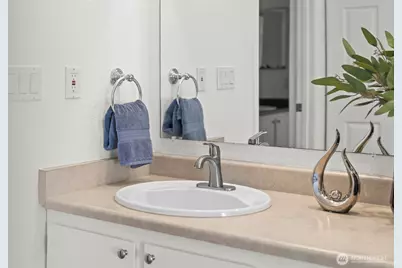 1725 W Sunn Fjord Lane #J304, Bremerton, WA 98312 - Photo 36