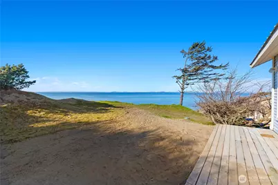 2337 West Beach Road, Oak Harbor, WA 98277 - Photo 34