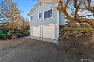2337 W Beach Rd, Oak Harbor, WA 98277 - Photo 30