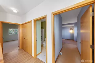 2337 W Beach Rd, Oak Harbor, WA 98277 - Photo 14