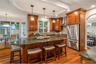 12822 NE 103rd Place, Kirkland, WA 98033 - Photo 10
