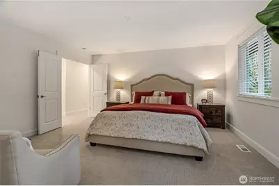 12822 NE 103rd Place, Kirkland, WA 98033 - Photo 22