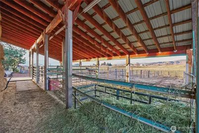 2775 4th Street SE, East Wenatchee, WA 98802 - Photo 34