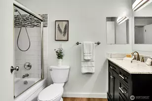 11112 NE 68th St, Kirkland, WA 98033 - Photo 14