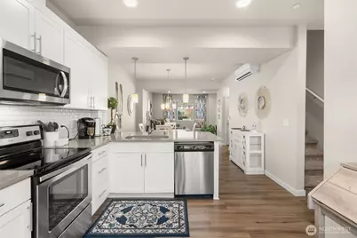 17402 118th Avenue Ct E #F, Puyallup, WA 98374 - Photo 8