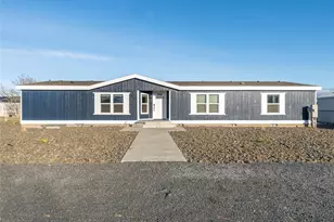 734 Lakeside Way SW, Mattawa, WA 99349 - Photo 2