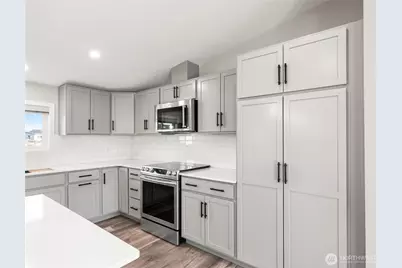 734 Lakeside Way SW, Mattawa, WA 99349 - Photo 6