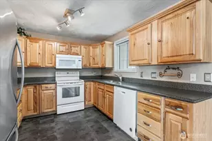 902 Ivy Ave, Cashmere, WA 98815 - Photo 12