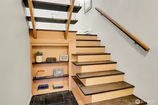 7004 Holly Park Dr S, Seattle, WA 98118 - Photo 22