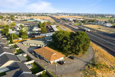 4278 Grape Drive NE, Moses Lake, WA 98837 - Photo 2