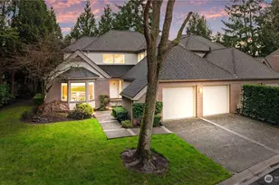 1726 Bellevue Way NE, Bellevue, WA 98004 - Photo 2