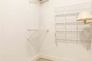 1726 Bellevue Way NE, Bellevue, WA 98004 - Photo 28