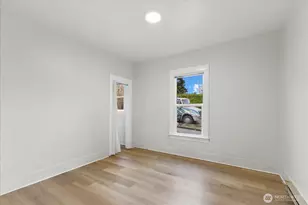 7361 17th Ave NW, Seattle, WA 98117 - Photo 12