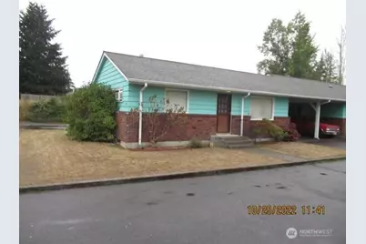 305 138th Street E, Tacoma, WA 98445 - Photo 22