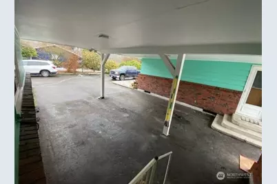 305 138th Street E, Tacoma, WA 98445 - Photo 20