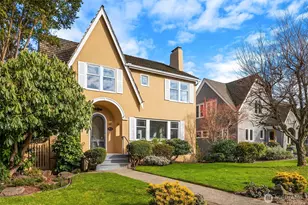 3832 48th Ave NE, Seattle, WA 98105 - Photo 2